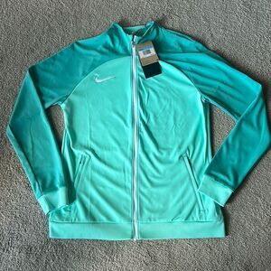 Nike Women’s Dri-Fit Academy Pro Track Jacket 22